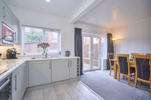 Photo 11- click for photo gallery